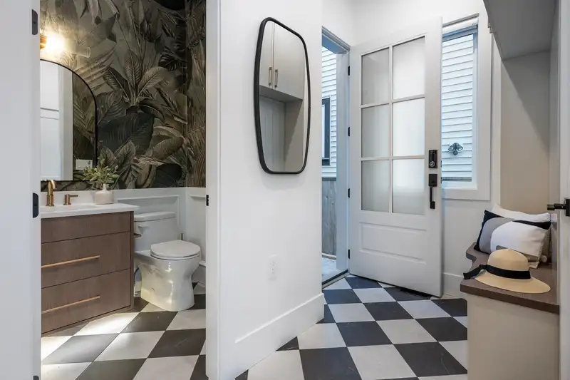 101 2255 LOBB AVENUE - photo 3 of 28