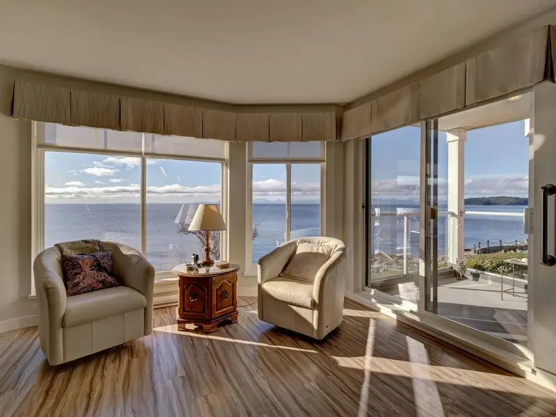 205 5470 INLET AVENUE - photo 4 of 25