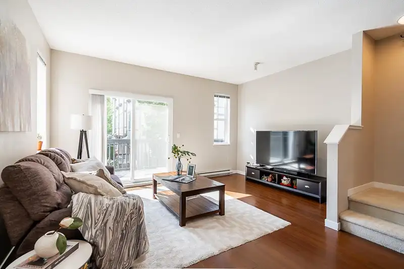 38 8385 DELSOM WAY - photo 2 of 24