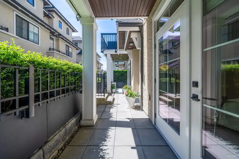 332 W 62ND AVENUE - photo 4 of 7
