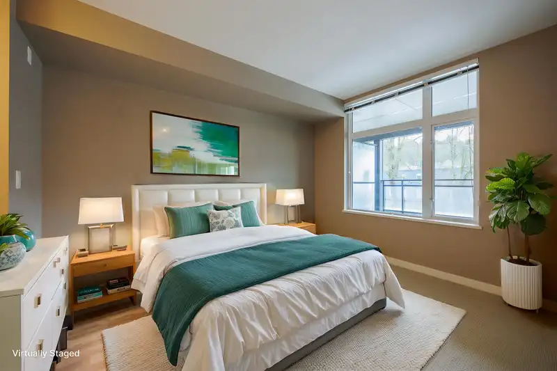 306 95 MOODY STREET - photo 2 of 36