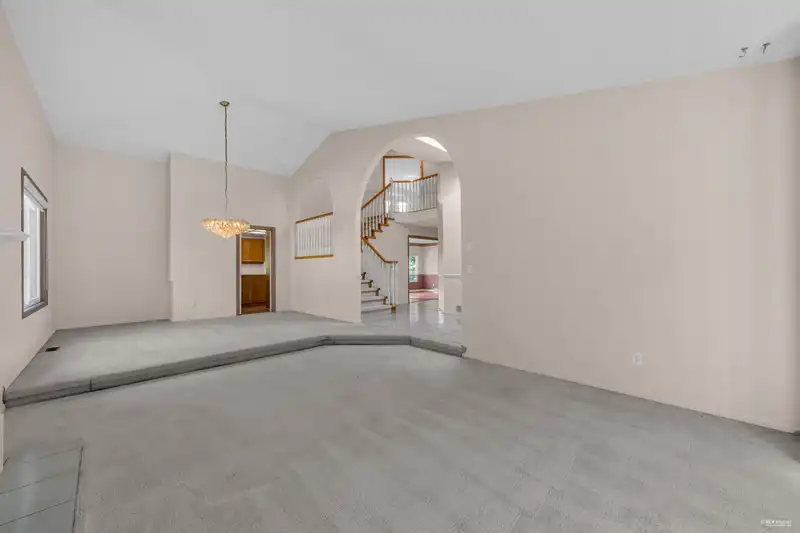 13271 20A AVENUE - photo 3 of 20