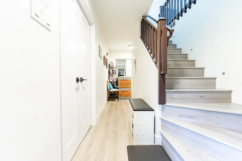 15098 98A AVENUE - photo 3 of 25