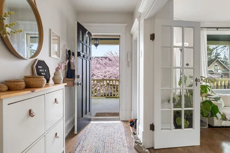 796 E 13TH AVENUE - photo 3 of 25