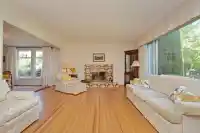 1223 52 STREET - thumbnail 3