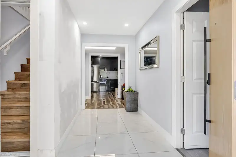 2952 SIDONI PLACE - photo 3 of 33
