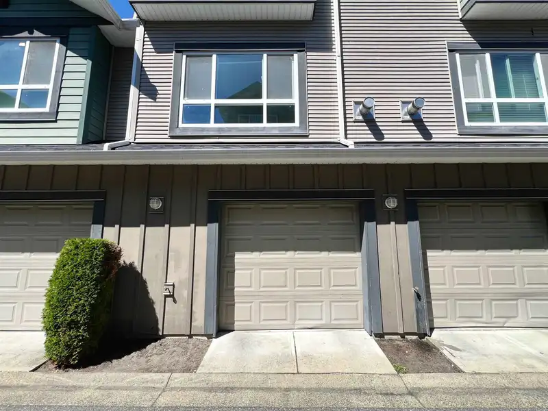 3 9420 FERNDALE ROAD - photo 4 of 38