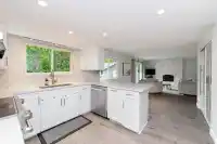 1787 148A STREET - thumbnail 12