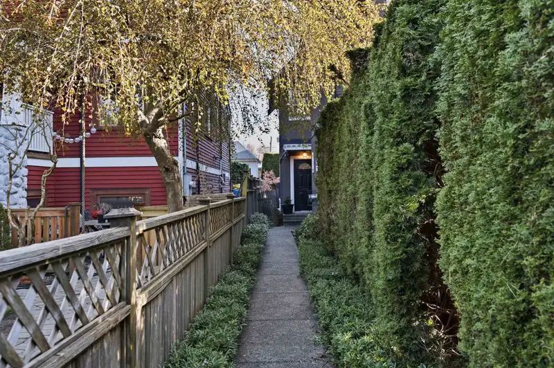 3428 W 7TH AVENUE - photo 3 of 31
