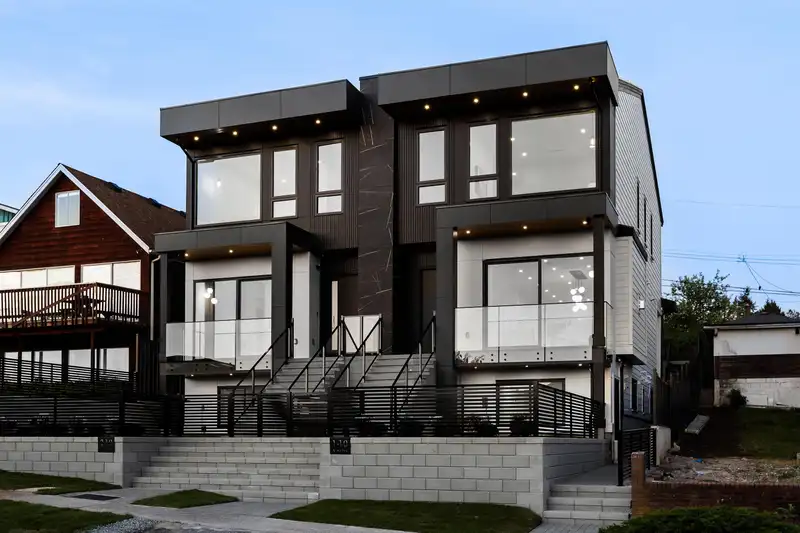 2 10 N HYTHE AVENUE - photo 2 of 30
