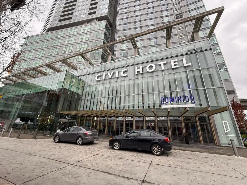 4908 13495 CENTRAL AVENUE - photo 1 of 25