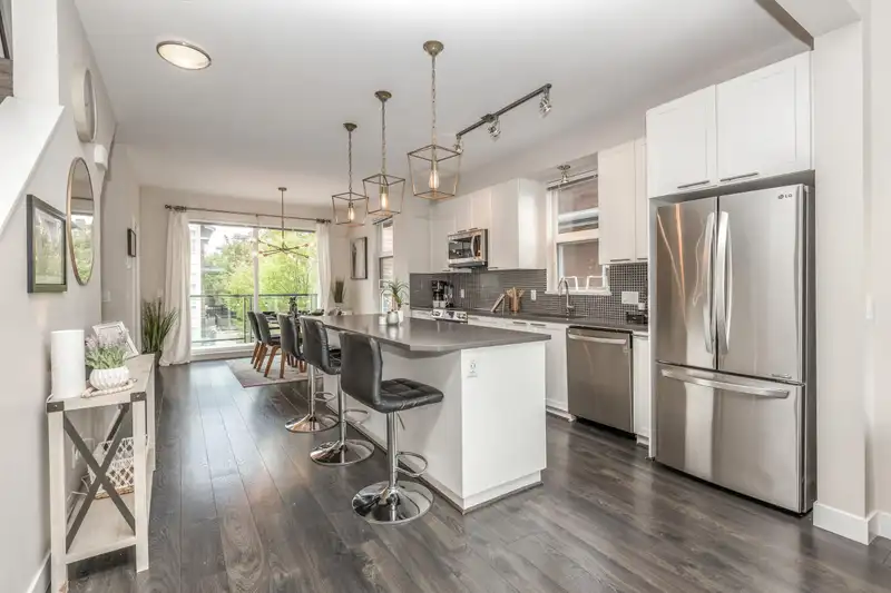 164 2228 162 STREET - photo 4 of 33