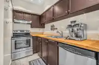 11 877 W 7TH AVENUE - thumbnail 6