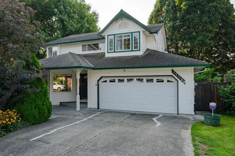 17116 57 AVENUE - photo 2 of 37