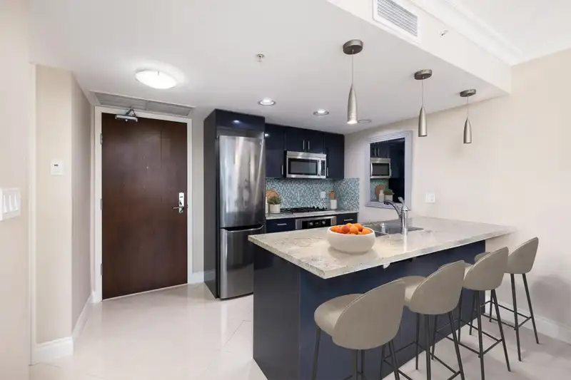 607 133 E ESPLANADE AVENUE - photo 2 of 19
