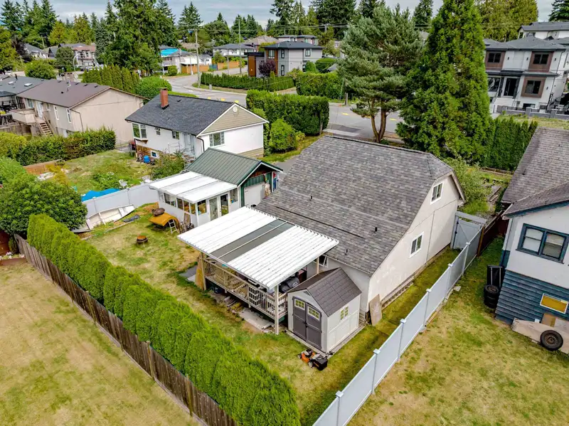 8769 112TH STREET - photo 3 of 17
