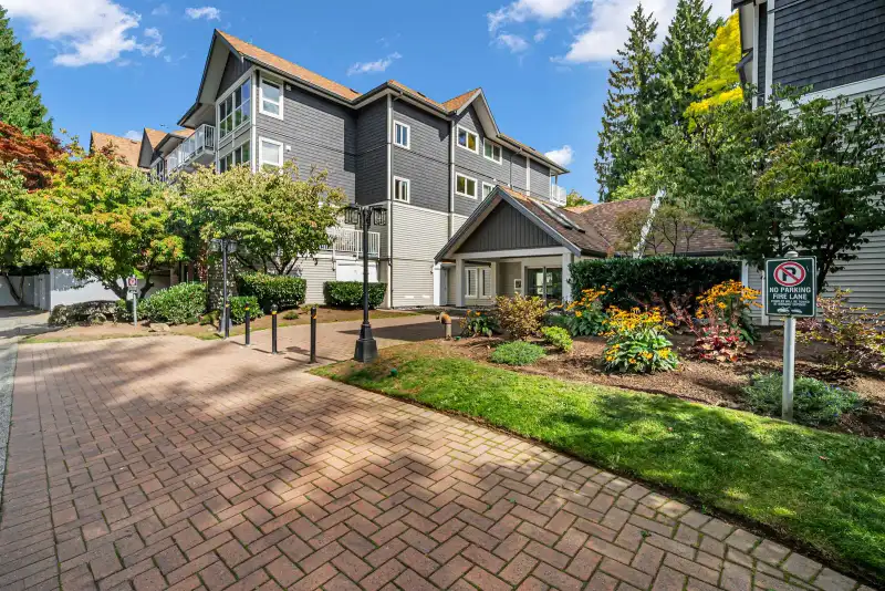 202 9650 148 STREET - photo 1 of 39