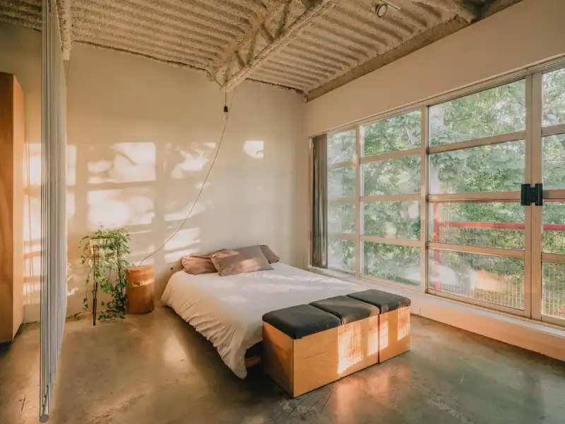 422 350 E 2ND AVENUE - photo 1 of 22
