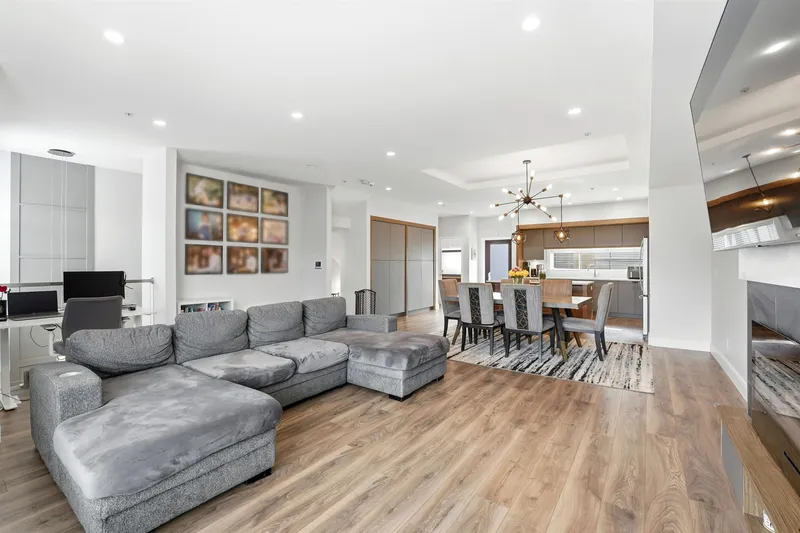 38 33209 CHERRY AVENUE - photo 4 of 25