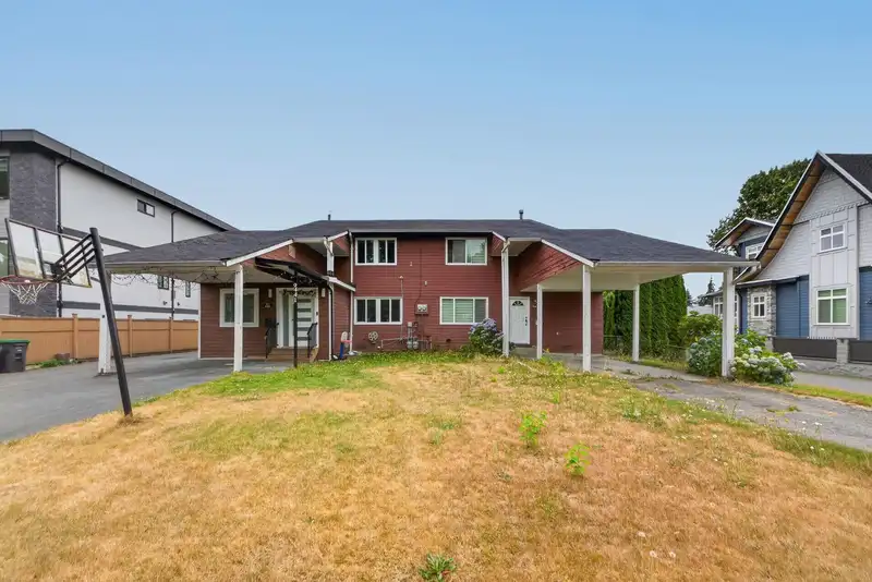 9443 132A STREET - photo 2 of 2
