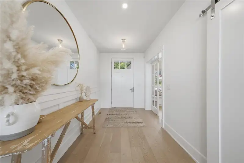 100 FERNWAY DRIVE - photo 3 of 40
