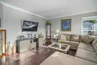 8247 BOWYER DRIVE - thumbnail 4