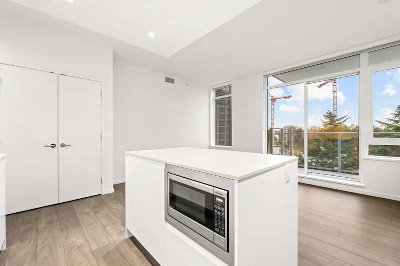 601 6200 MINORU BOULEVARD - photo 4 of 25