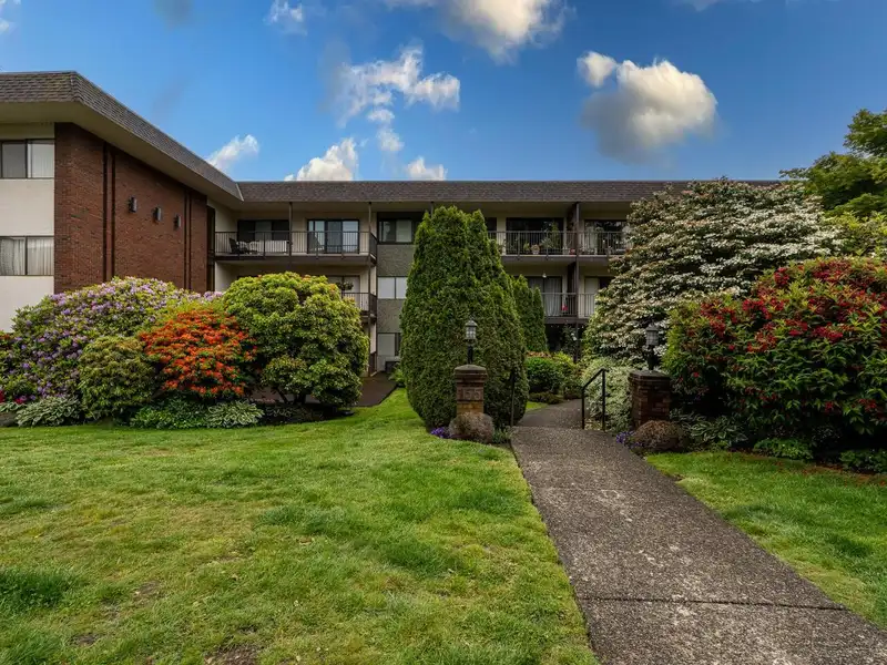 114 155 E 5TH STREET - photo 1 of 20