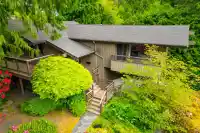 5335 MARINE DRIVE - thumbnail 1