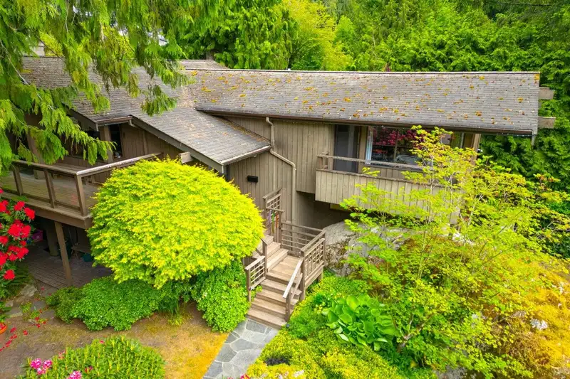 5335 MARINE DRIVE - photo 1 of 40