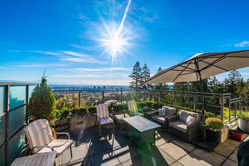 1004 1415 PARKWAY BOULEVARD - photo 3 of 25