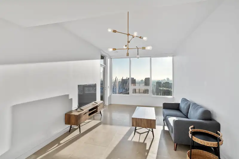 2403 885 CAMBIE STREET - photo 2 of 11
