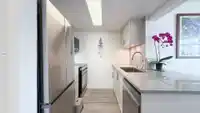 807 838 AGNES STREET - thumbnail 6