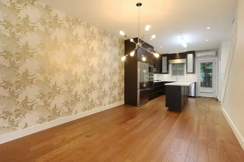 1459 TILNEY MEWS - photo 3 of 30