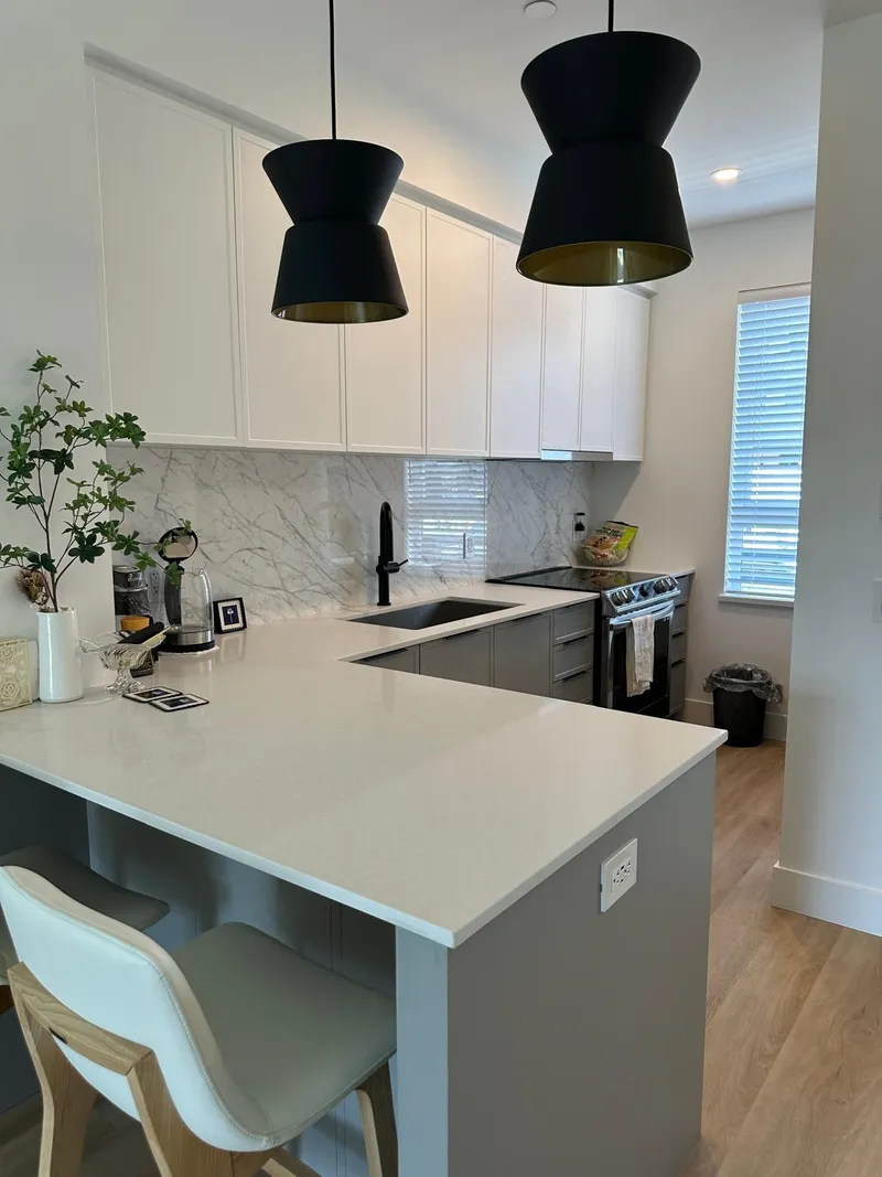 1411 SHOAL WAY - photo 3 of 25