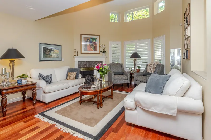 48 16061 85 AVENUE - photo 2 of 25