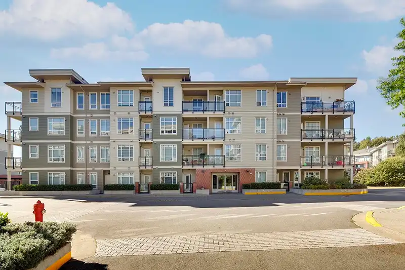 E409 20211 66 AVENUE - photo 1 of 28