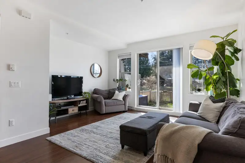 80 9525 204 STREET - photo 1 of 40