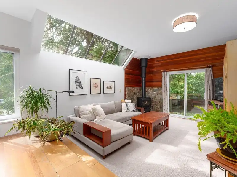3821 SYMONDS ROAD - photo 4 of 40