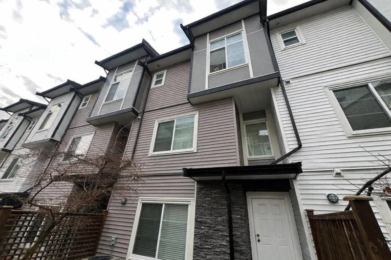 47 5867 129 STREET - photo 2 of 11