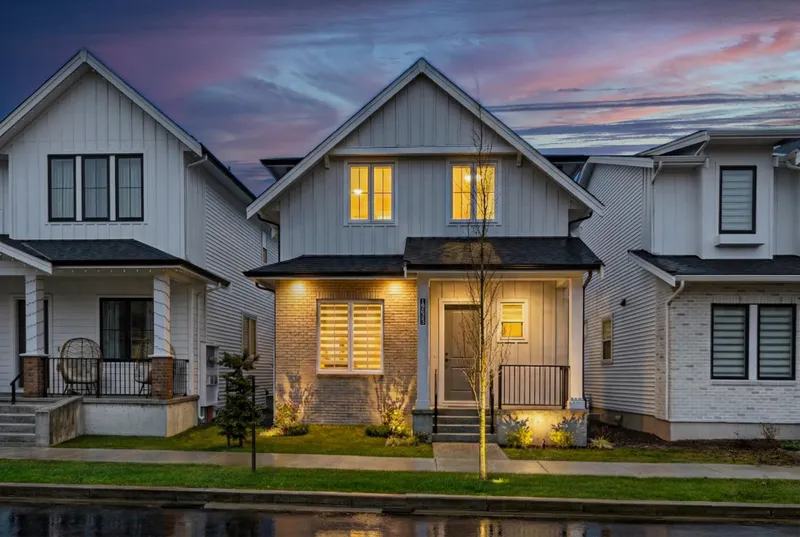 19623 75 AVENUE - photo 1 of 25