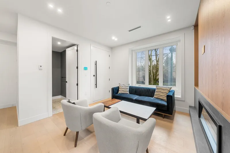 3483 ADANAC STREET - photo 2 of 25