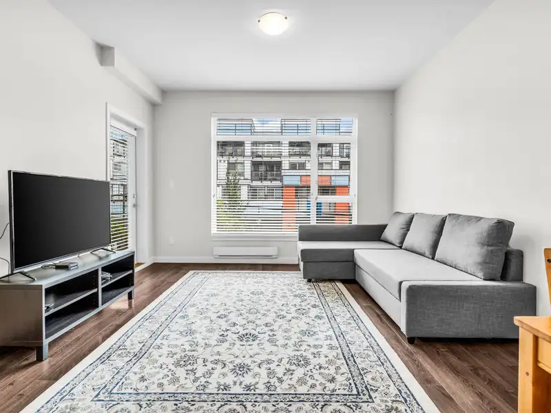 210 5248 GRIMMER STREET - photo 1 of 31