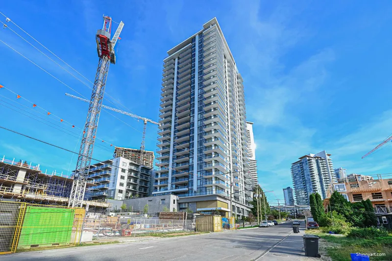 402 626 CLAREMONT STREET - photo 1 of 25