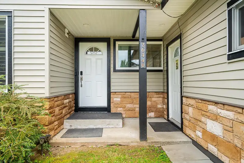 26440 28A AVENUE - photo 2 of 33