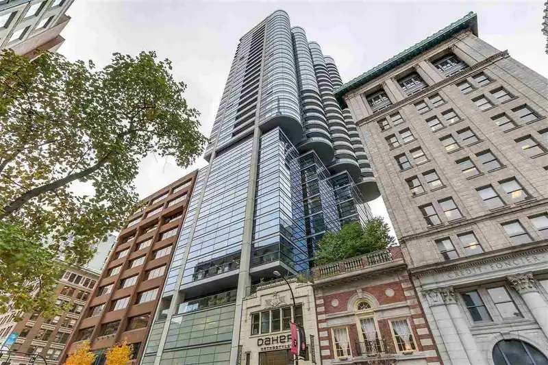 1607 838 W HASTINGS STREET - photo 1 of 14