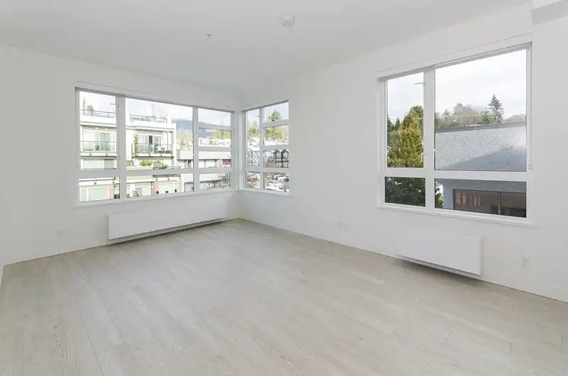 315 711 W 14TH STREET - photo 4 of 14