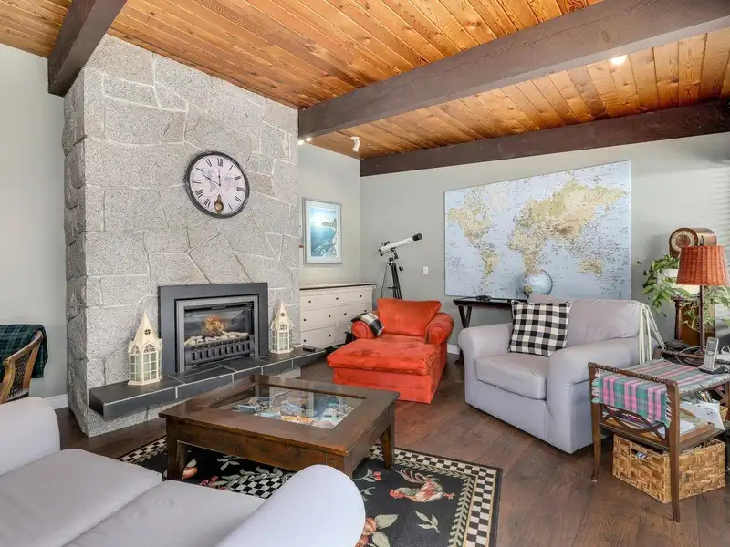 1103 SKANA DRIVE - photo 4 of 38