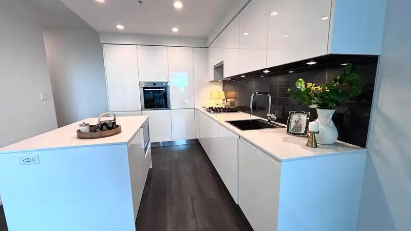 1301 3888 EVERGREEN PLACE - photo 4 of 22