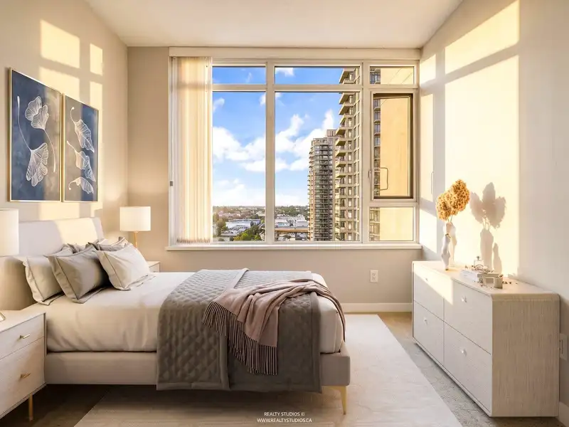 1705 2388 MADISON AVENUE - photo 3 of 40